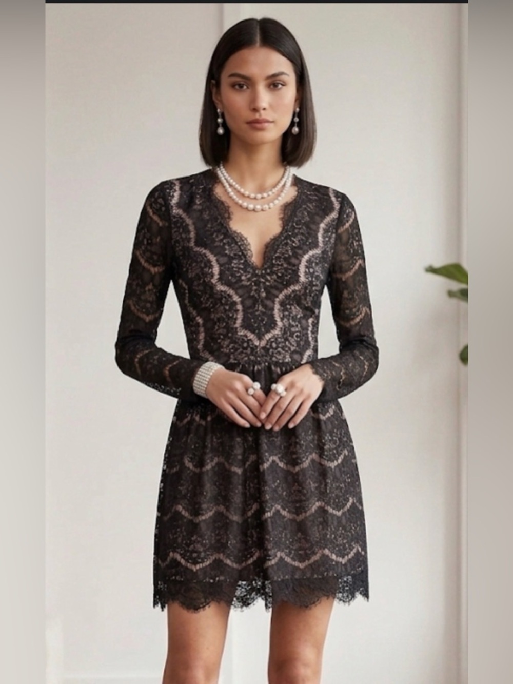 Dolce Vita Black Lace Long Sleeve Dress with Blush Lining Size Small